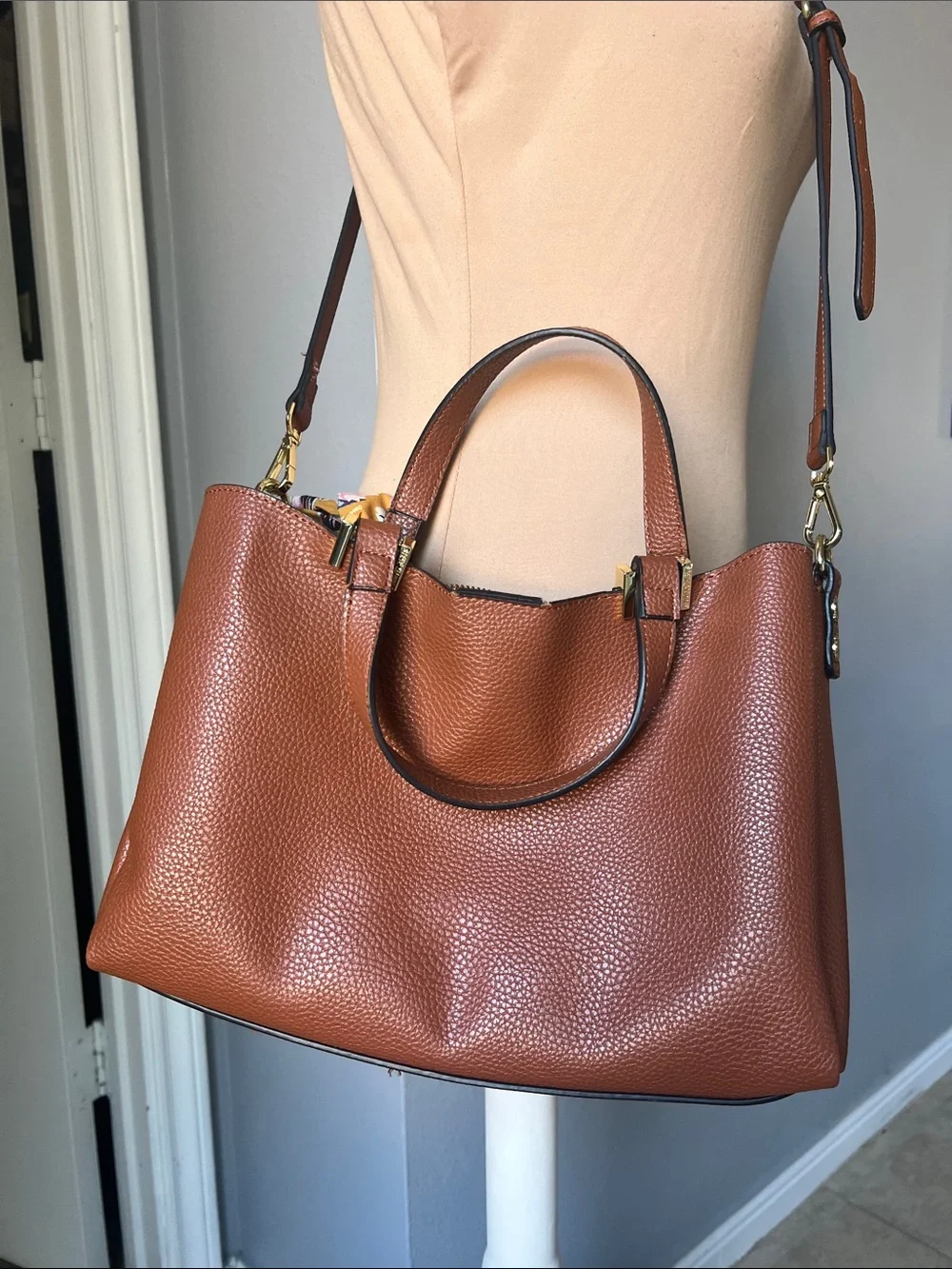 Steve Madden center see